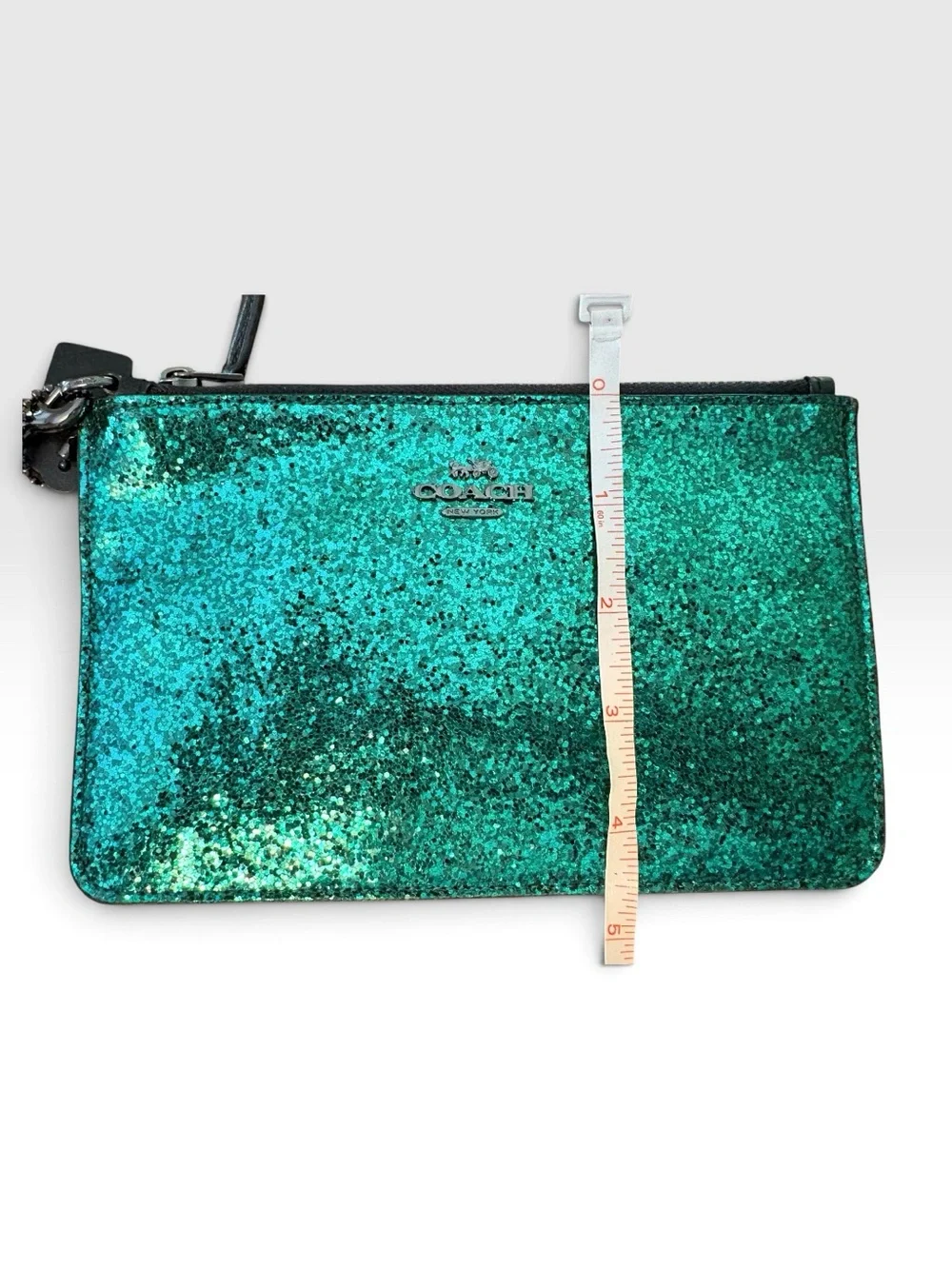 Coach 77964B Emerald Green Glitter Wristlet NWOT Dust Bag